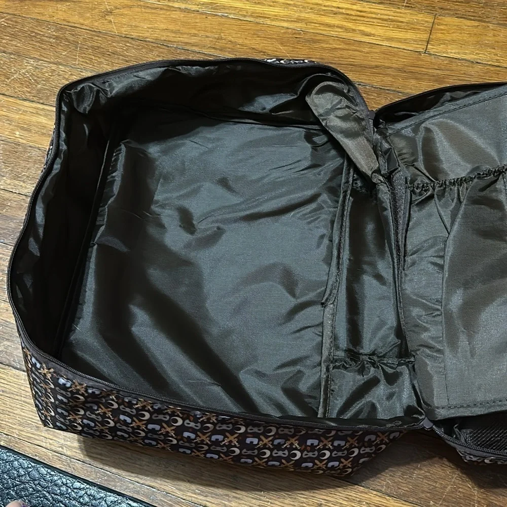 Fairyloot “Ember in the Ashes” Travel Case, NWT